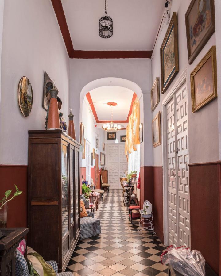 Hostel Patio 19 Малага Экстерьер фото